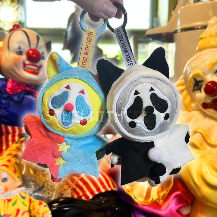 Old Quilt ClownとLIttle Patch ベア２体セット PREORDER] GHOSTCAT PLUSH KEYCHAIN V2: CLOWN – STEELWITHTEETH